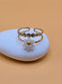 Bague florale blanche