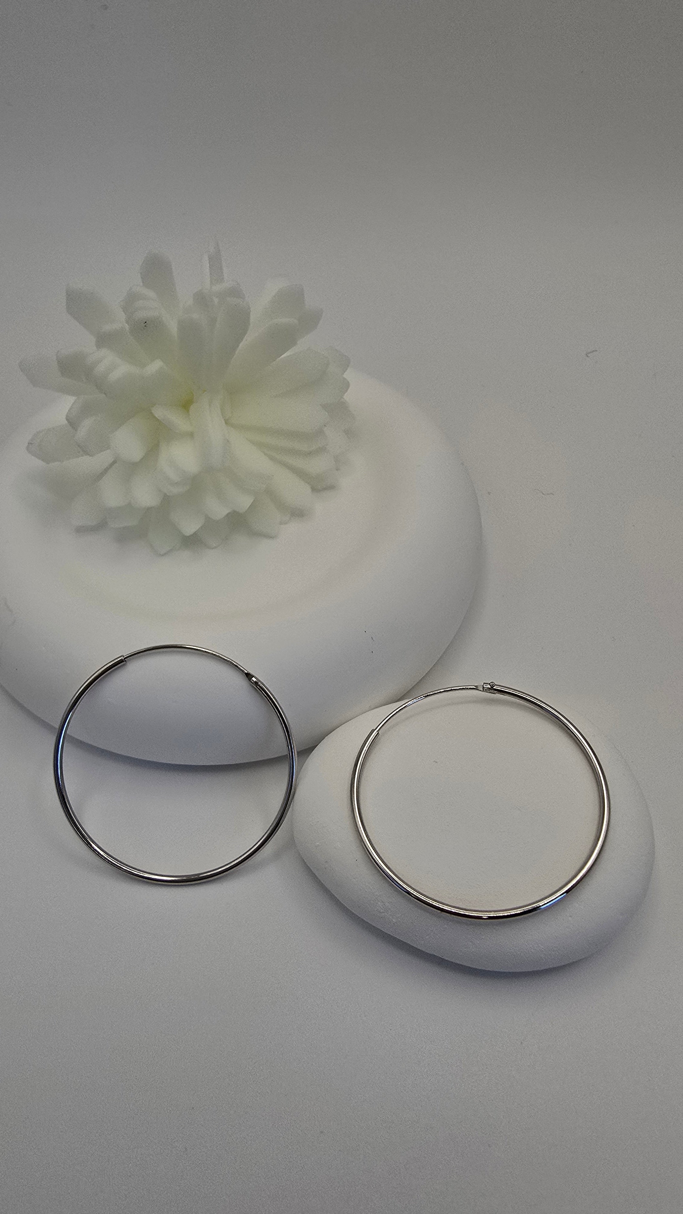 Boucles d'oreilles les minis créoles