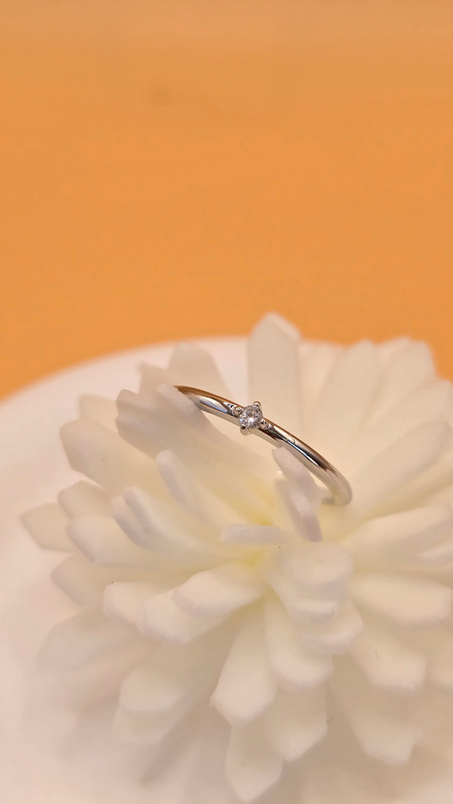 Bague solitaire d'argent