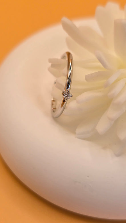 Bague solitaire d'argent