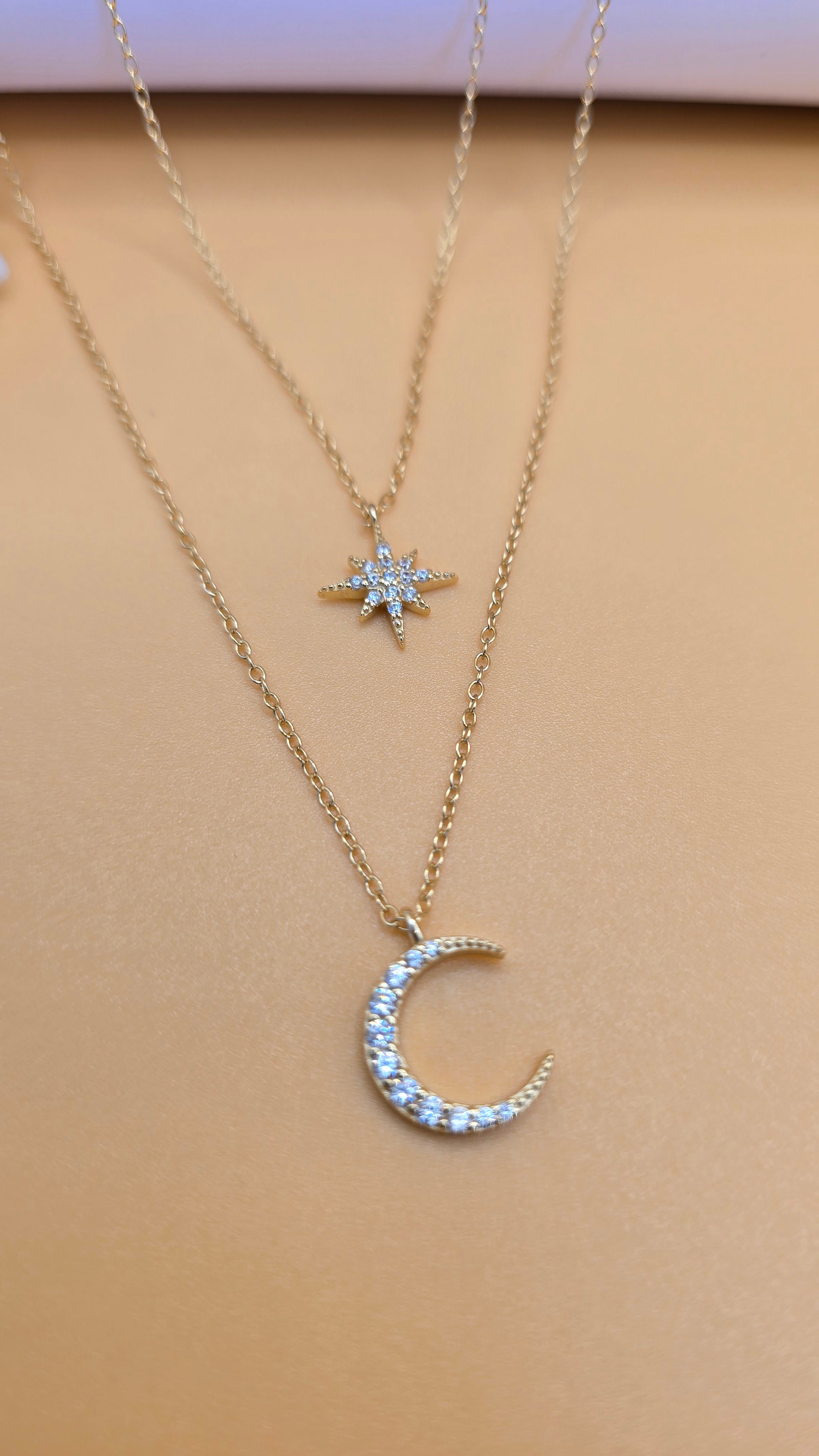 Colliers Elvira dorés