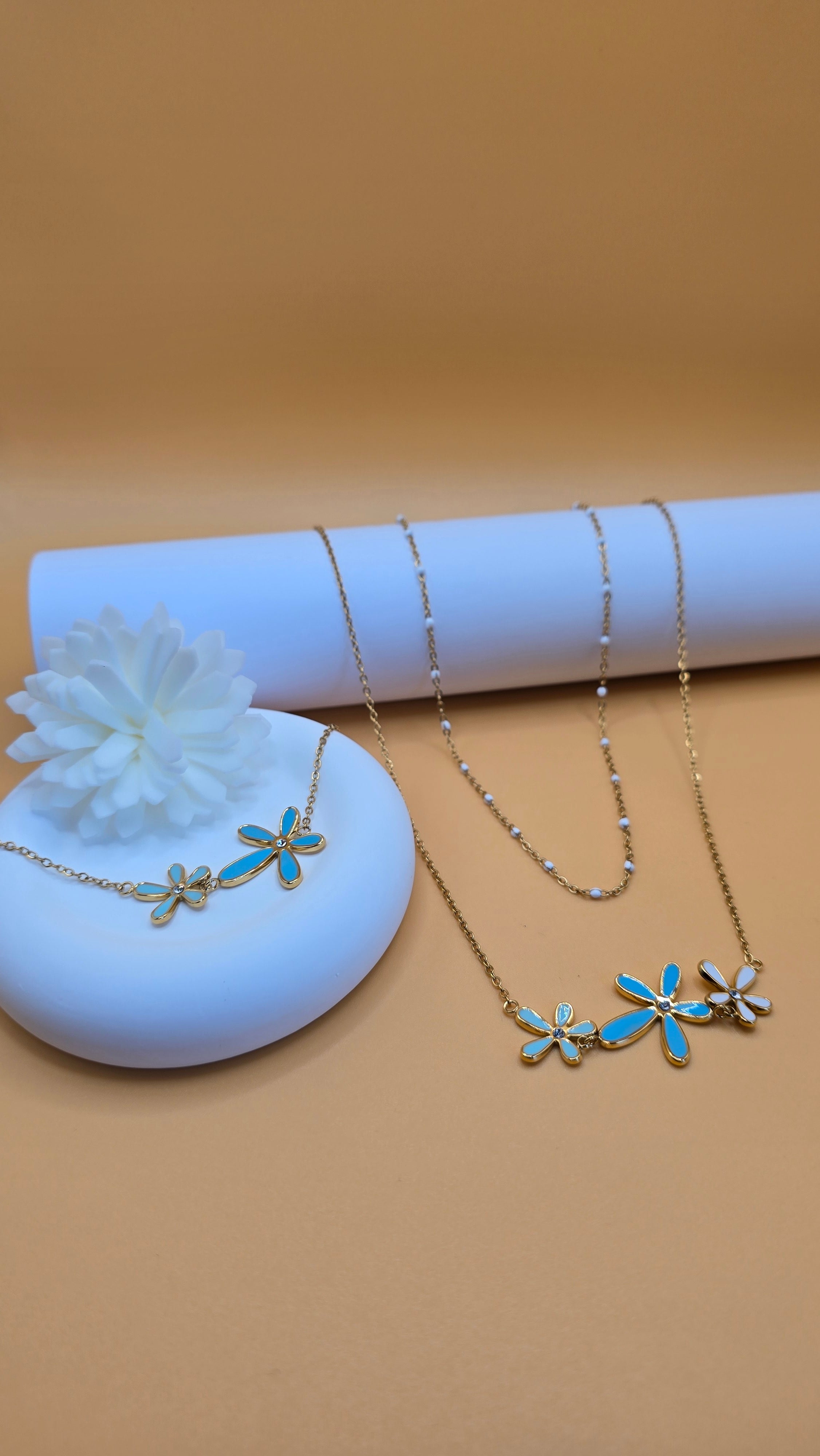 Ensemble colliers et bracelet douceur florale