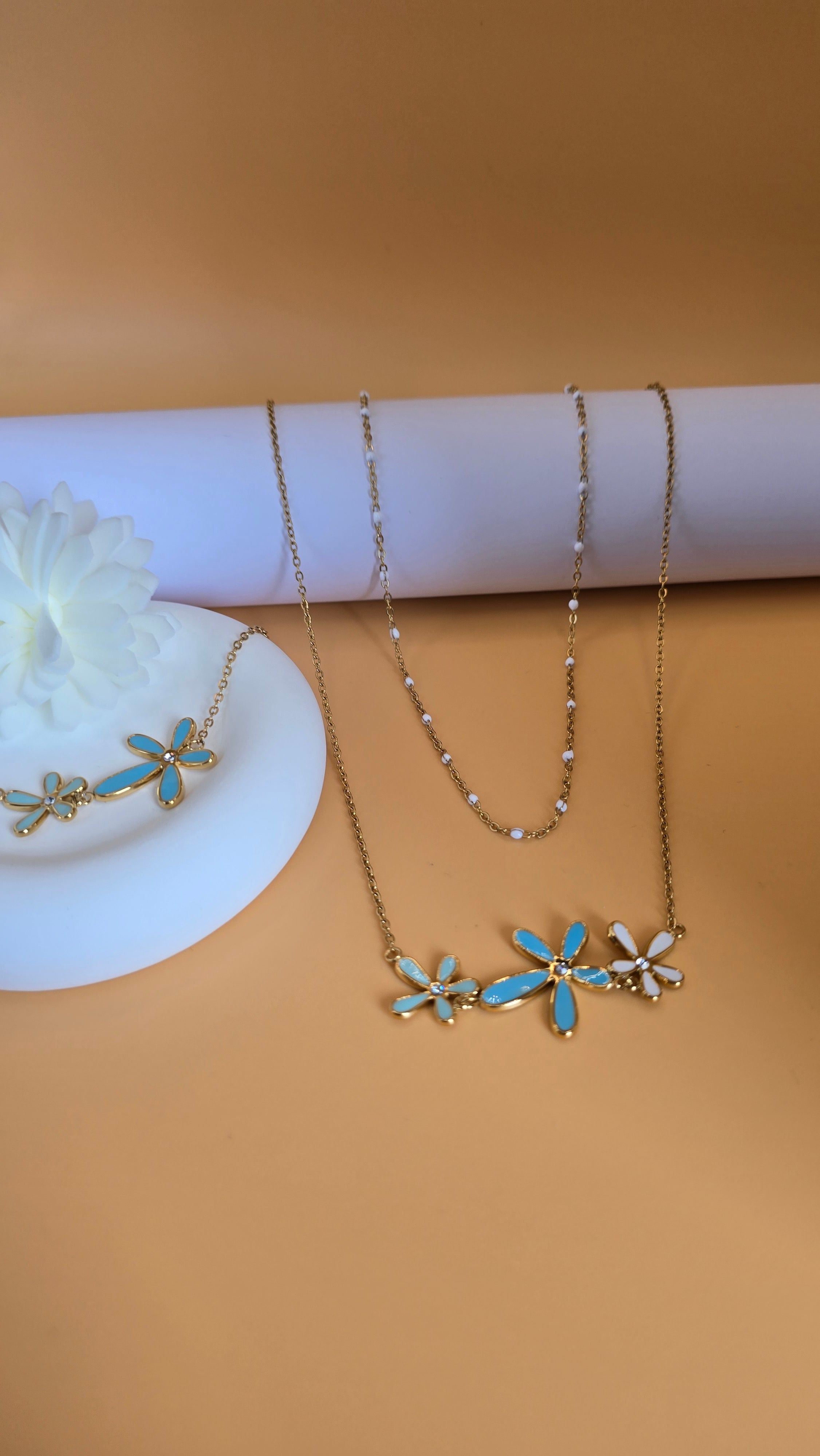 Ensemble colliers et bracelet douceur florale