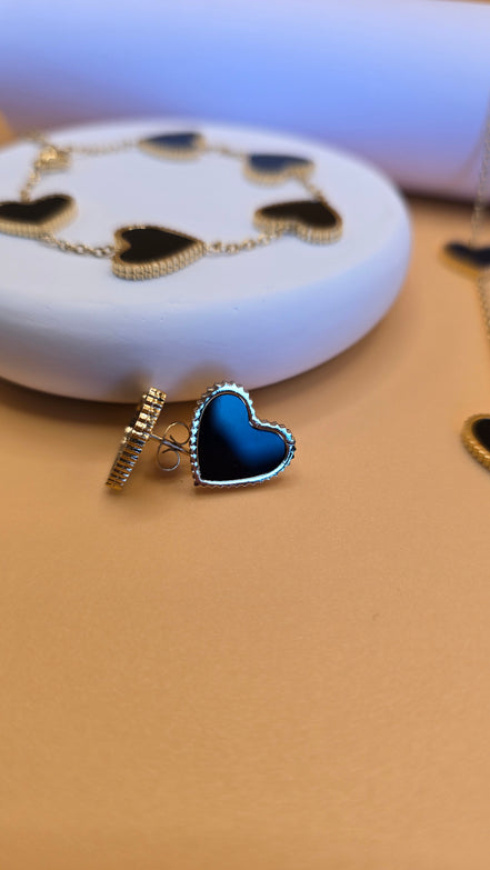 Parure collier, bracelet et boucles d'oreilles cœur noir