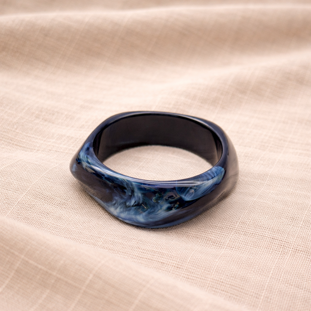 L'instinctif bleu nuit